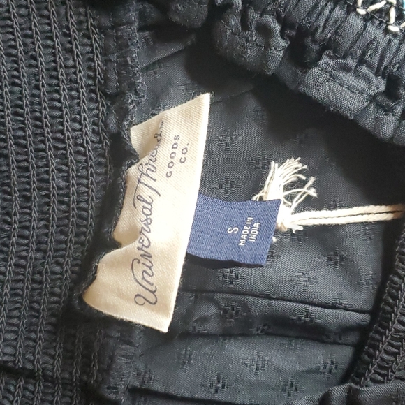 Universal Thread DRESS - Picture 8 of 10